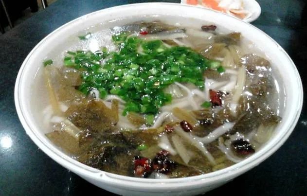 夏天来一碗太过瘾,夏天来一碗啥面比较舒服