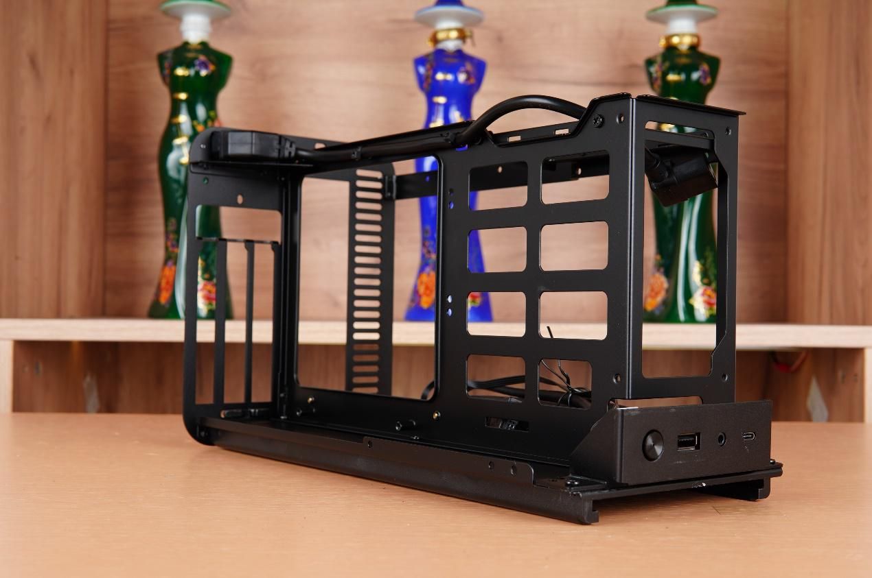 乔思伯v11主机配置推荐,乔思伯v11和v8机箱