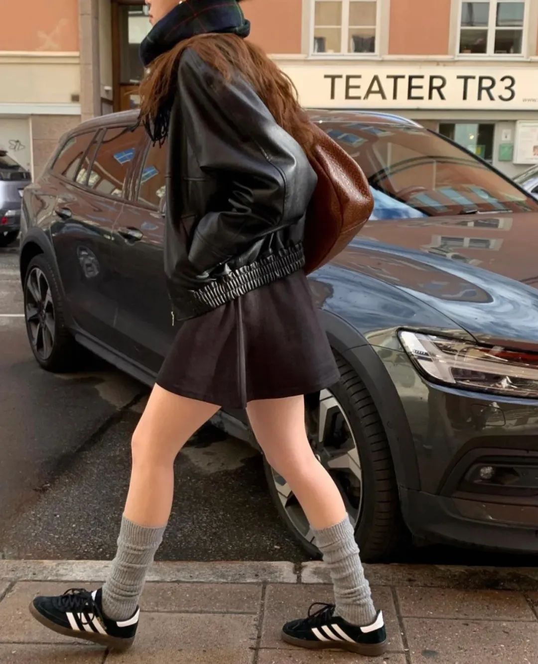 秋天第一双鞋必备款,秋天最时髦好穿的鞋这4双必买