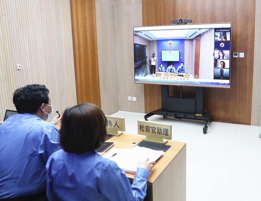 购买了行李额托运还要交钱吗,消费者权益保护法关于机票的规定