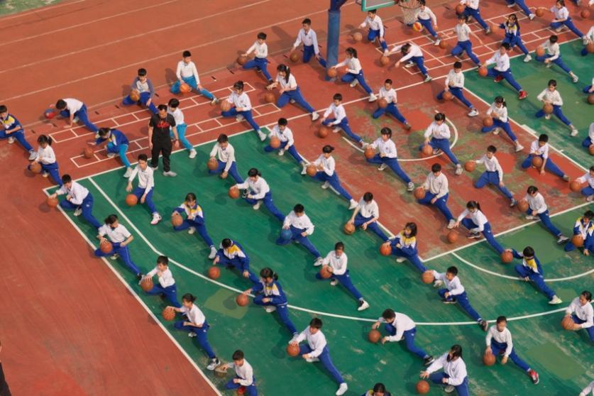 我们现在做了什么才会有未来,我们现在能做的就是努力