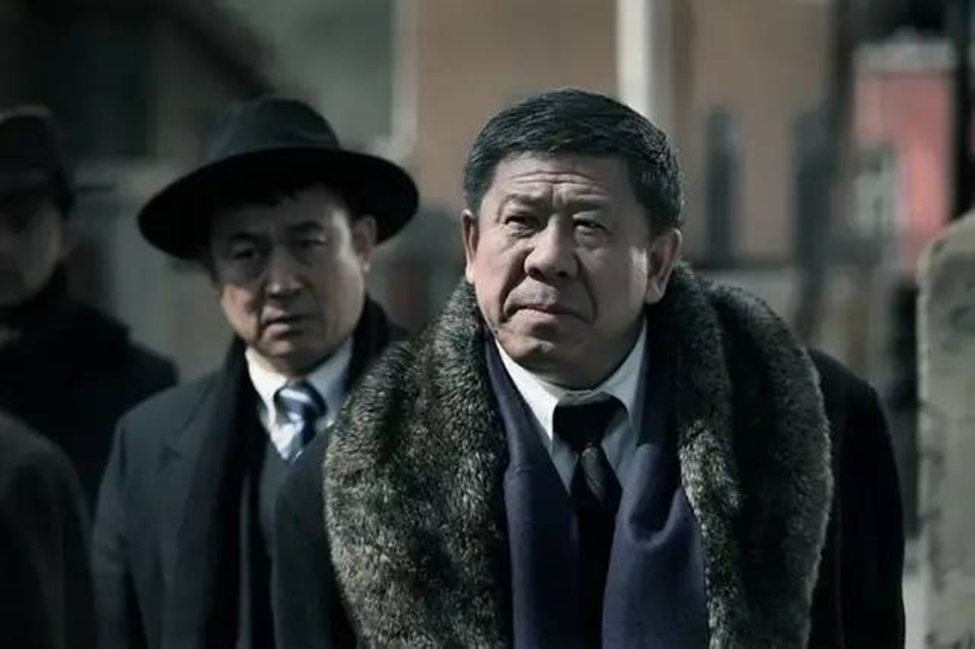 悬崖和潜伏谁拍得早,潜伏和悬崖哪部更经典