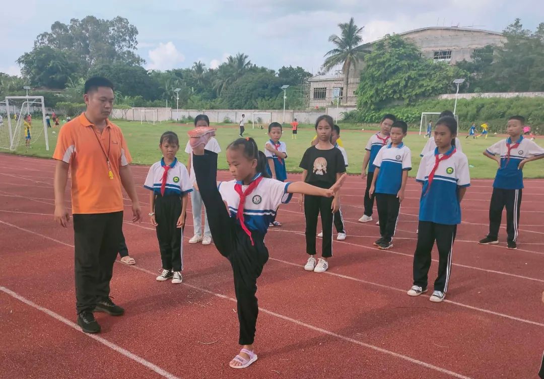 白沙中学校内环境,白沙中学校园环境