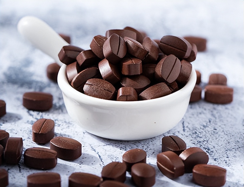 除了雀巢速溶，还有哪些“干嚼”咖啡配得上启强哥？