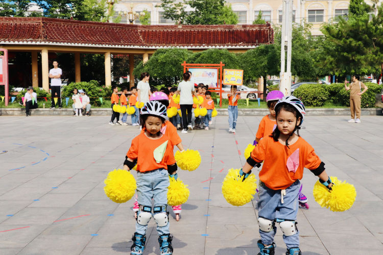 大手牵小手运动会育才幼儿园,幼儿园亲子运动会主题大手牵小手