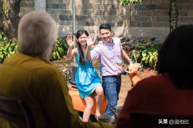 上门女婿怒怼岳父全家,上门女婿怒怼丈母娘完整视频