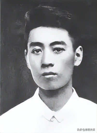 周总理去世前不断望向门口，护士不解，后来才知他在等妻子*颖超邓**