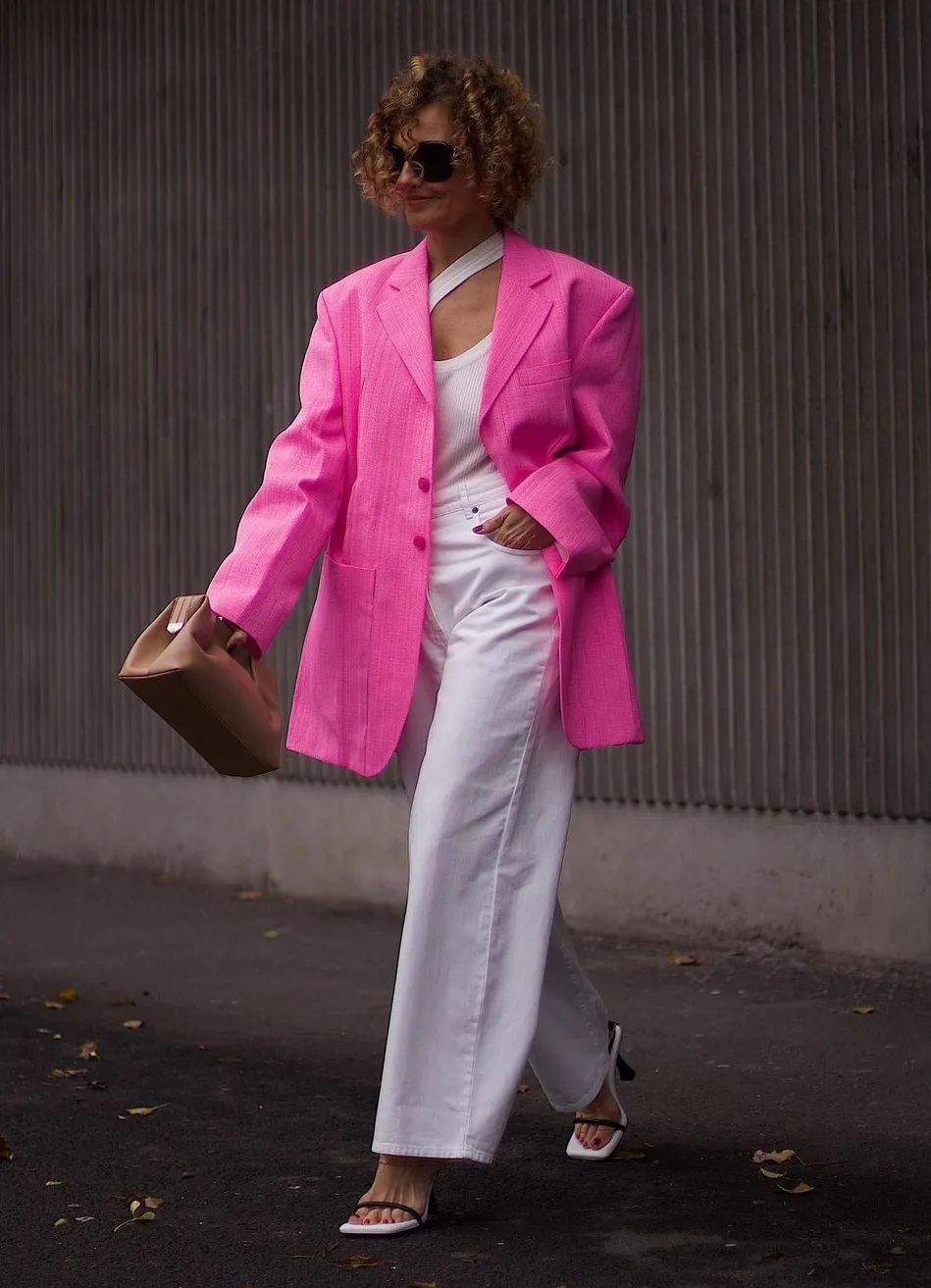 lisa最近同款粉色,lisamv绝美镜头粉色