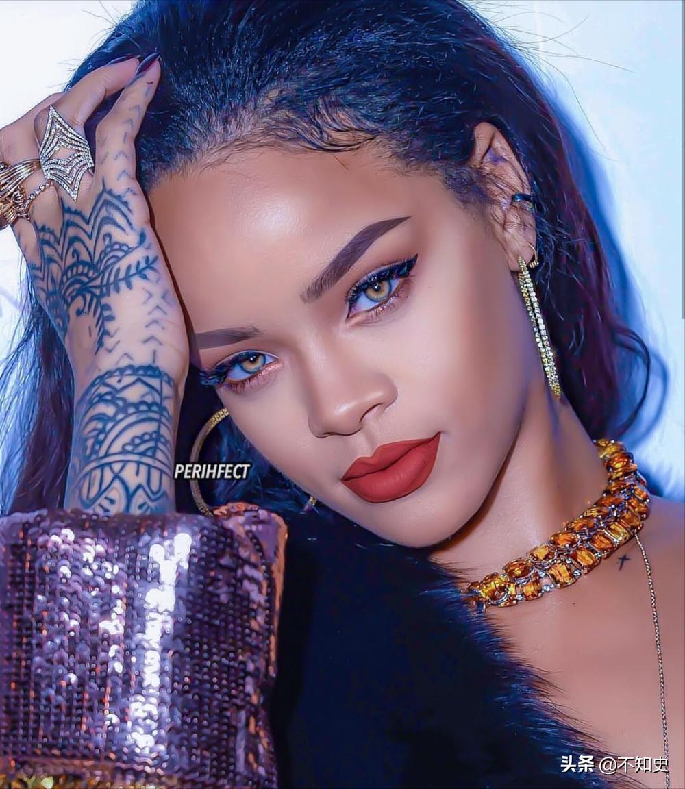 一双美腿价值百万美金，身价高达110亿，其中91亿靠卖内衣？