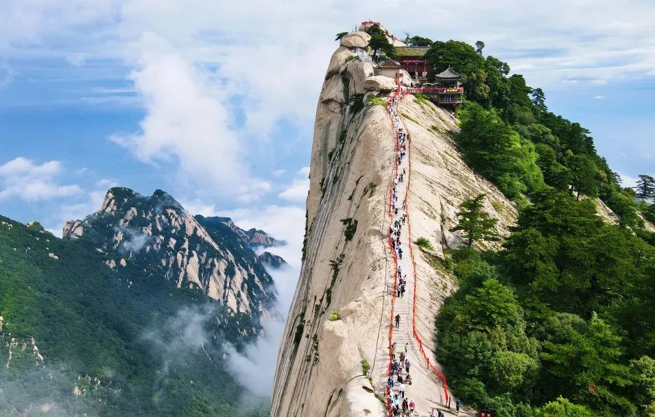高考生9月1号华山门票能优惠吗,高考景区免票华山