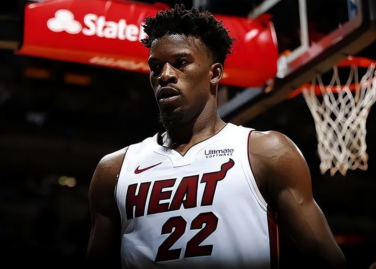 莫兰特和谁约会,莫兰特晒枪支原视频