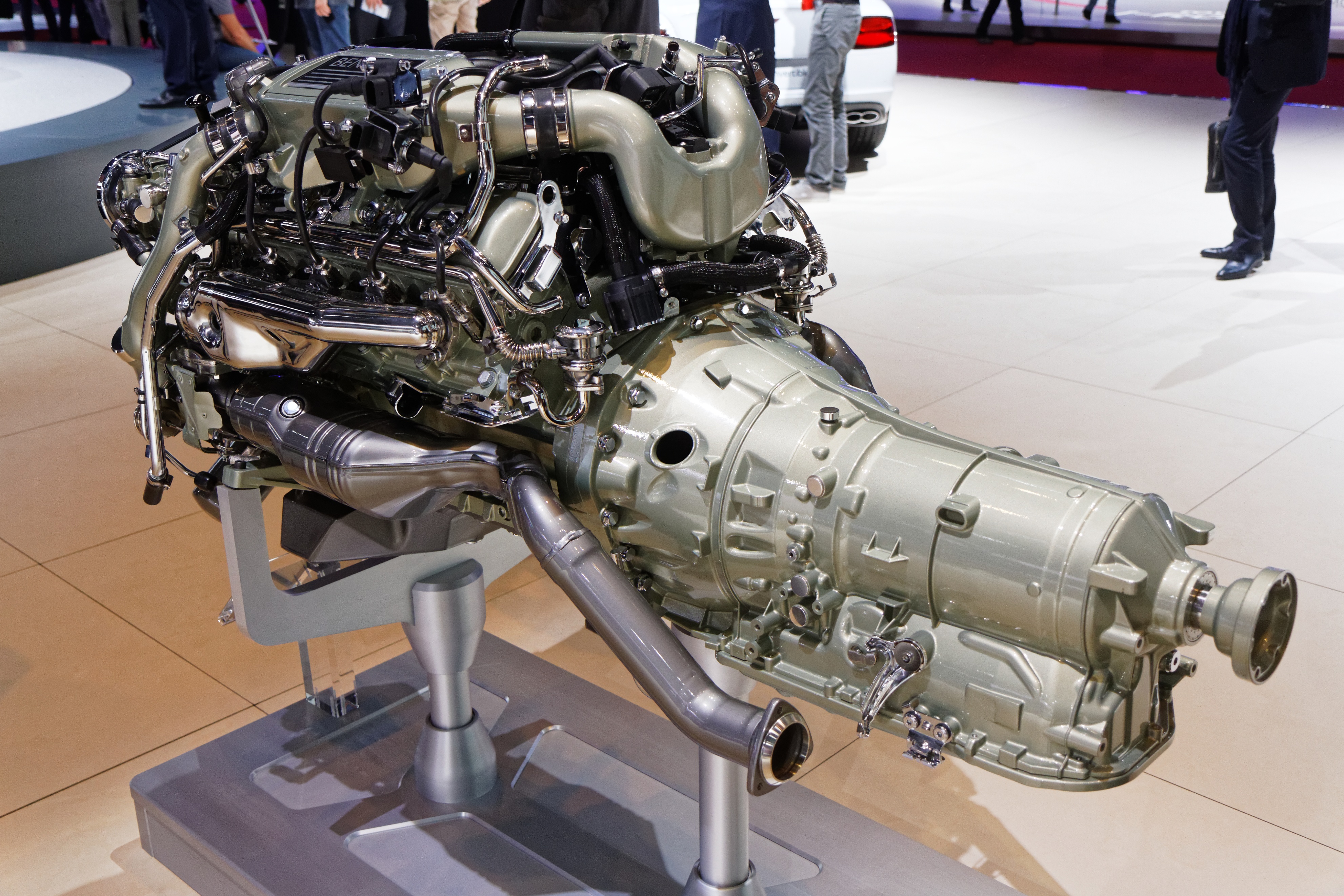 慕尚为什么比幻影豪华,慕尚停产了幻影为什么不会停产