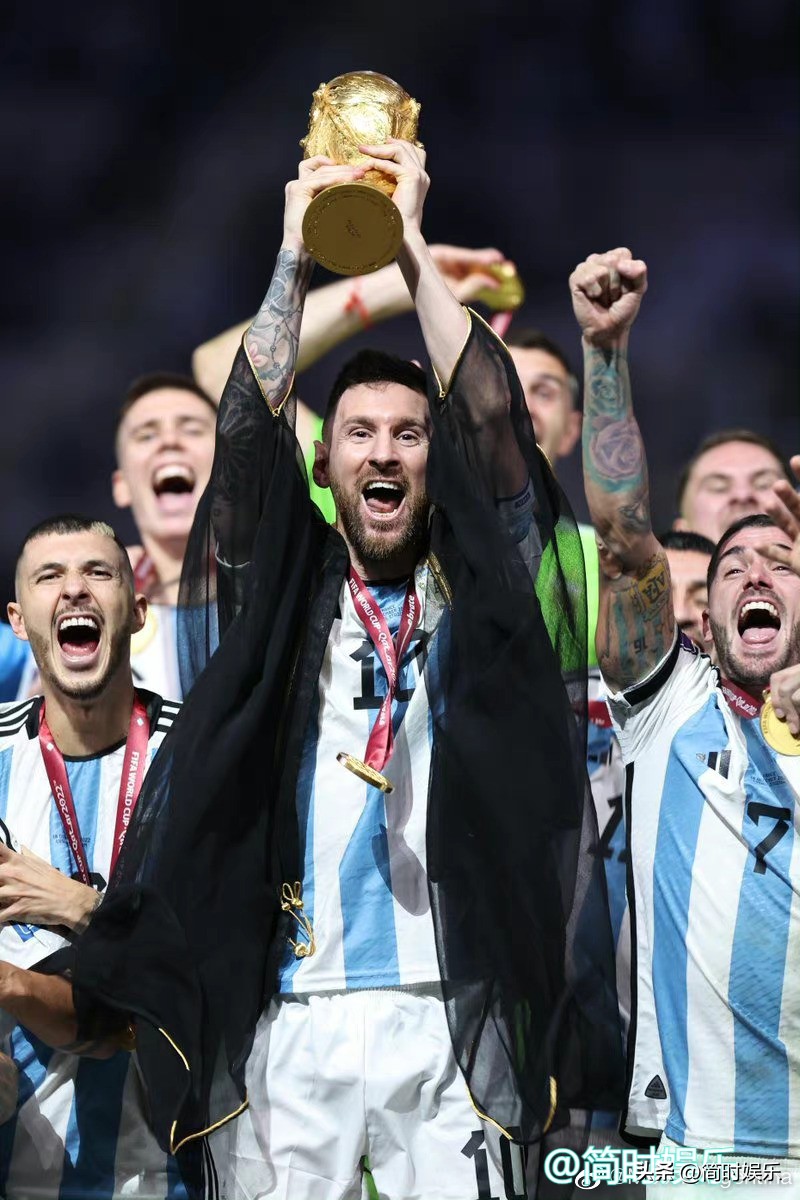 梅西圆梦了！这张图是他逐梦的故事！