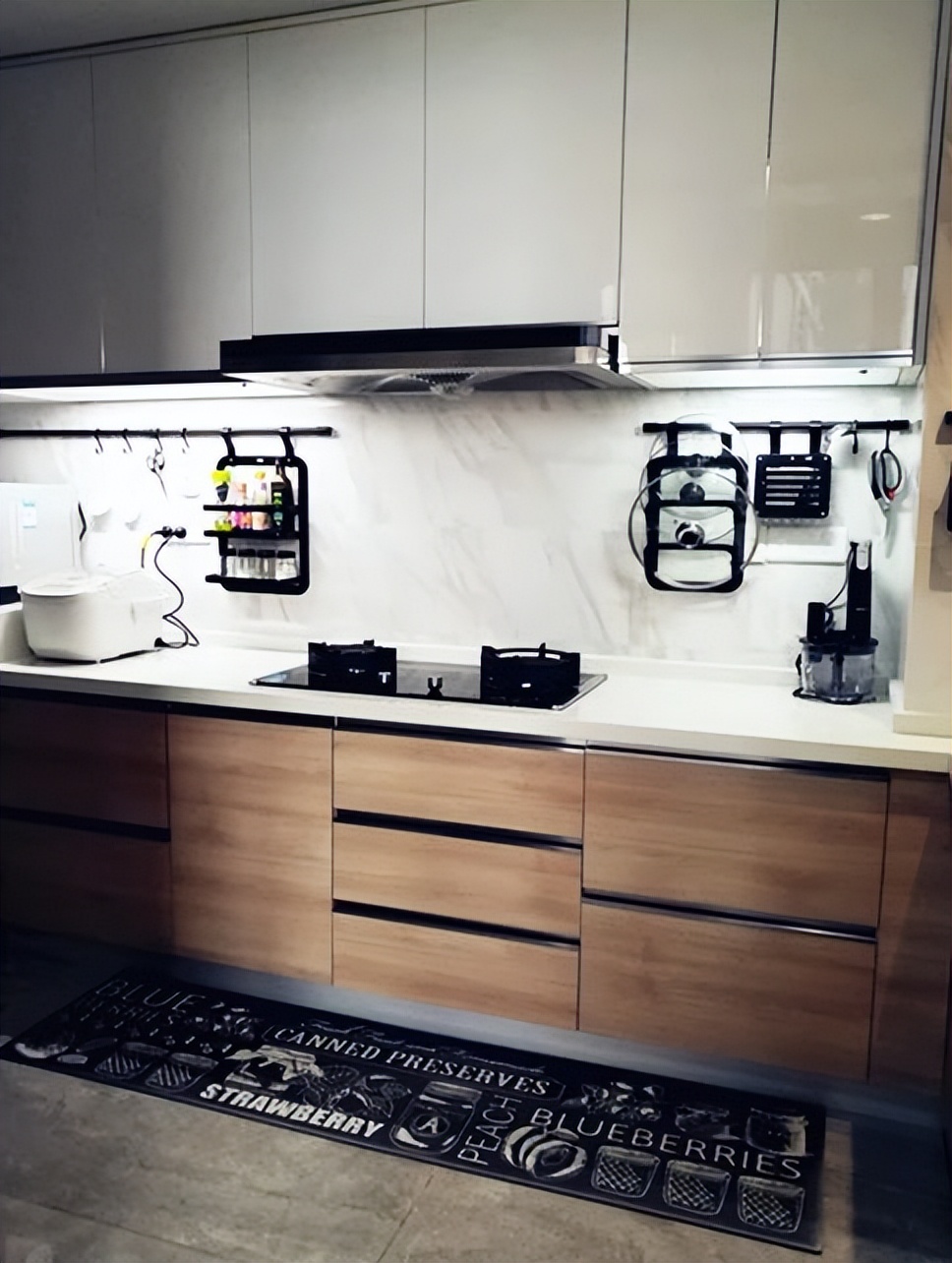 把窗户拆了变成阳台效果图,客厅阳台改造窗户