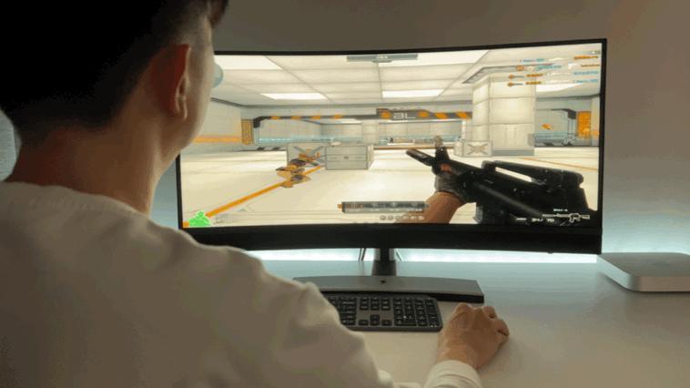 带扬声器和麦克风的显示器,带喇叭和麦克风的显示器