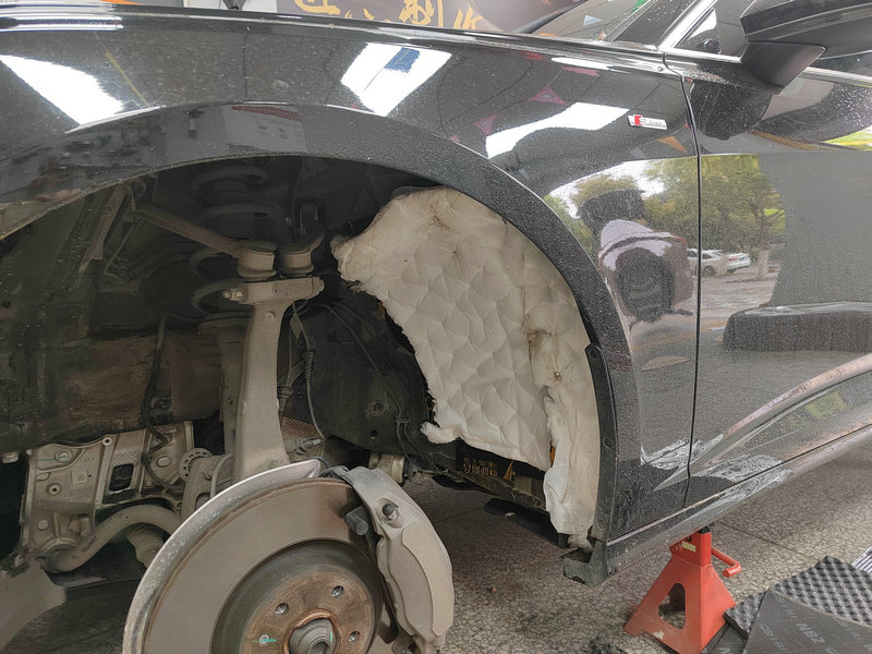 奥迪a6l隔音效果最好的一款车型,新款奥迪a6l四门隔音