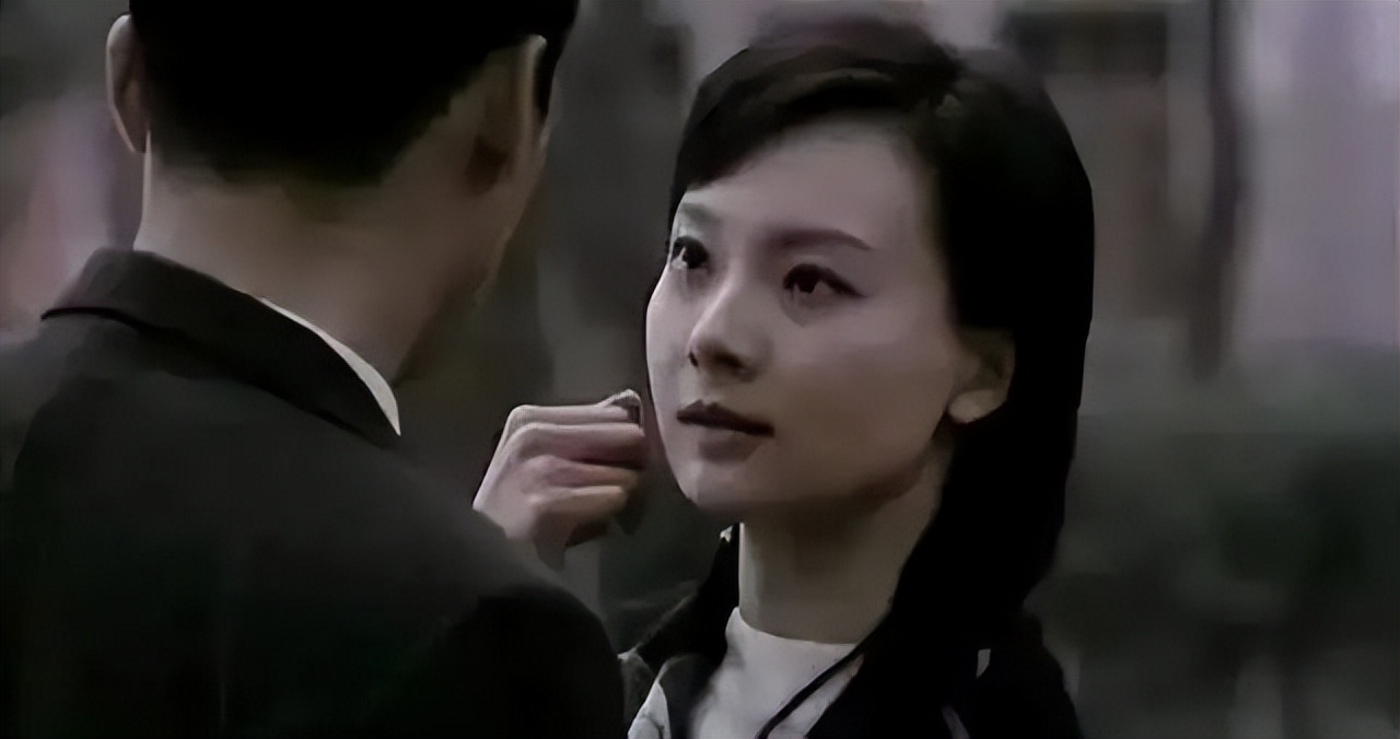 伪装者一生必看的三部谍战片,谍战剧潜伏和伪装者哪个好看