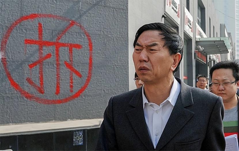 “你做不了就换人！”“疯子市长”耿彦波发怒，市民拍手称快