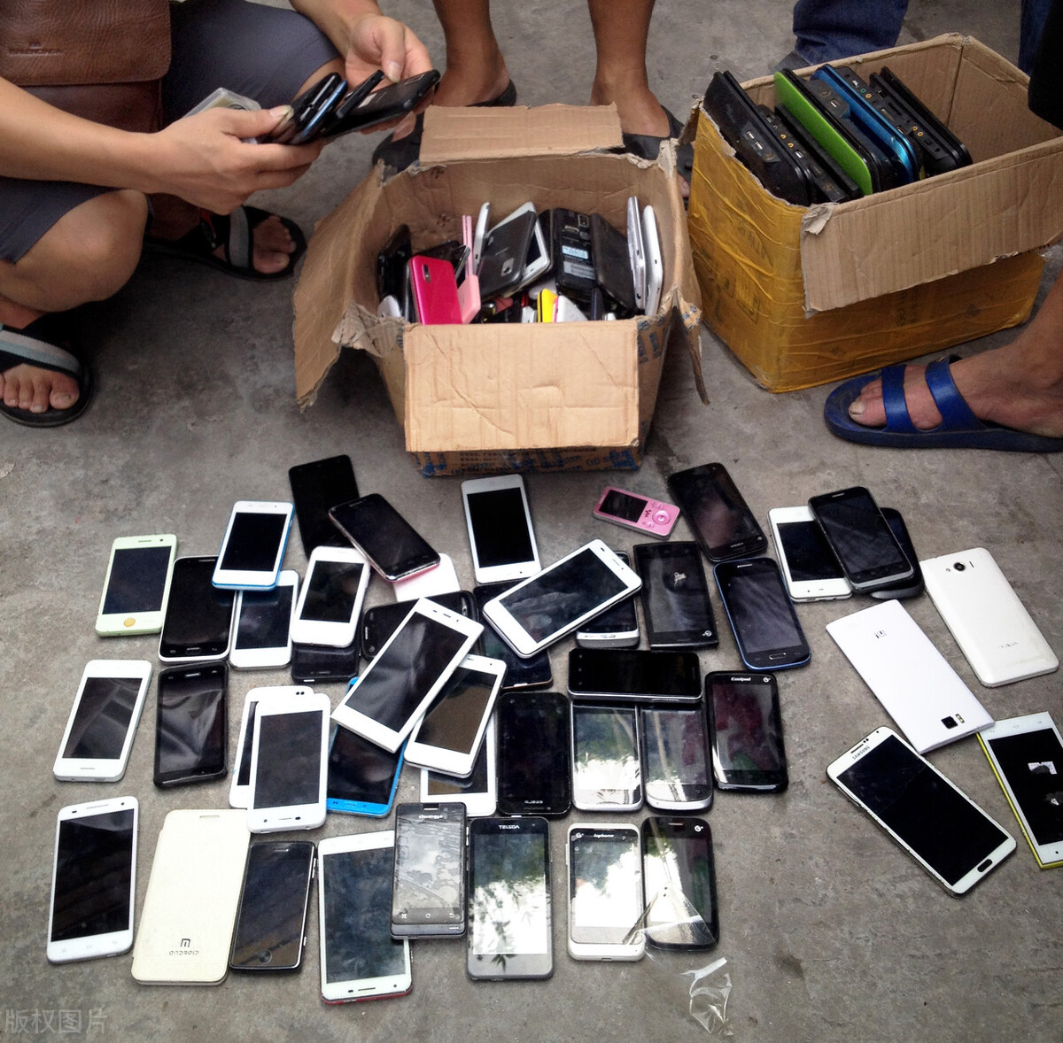 石家庄地区回收废旧电路板,废旧节能灯电路板的回收价格