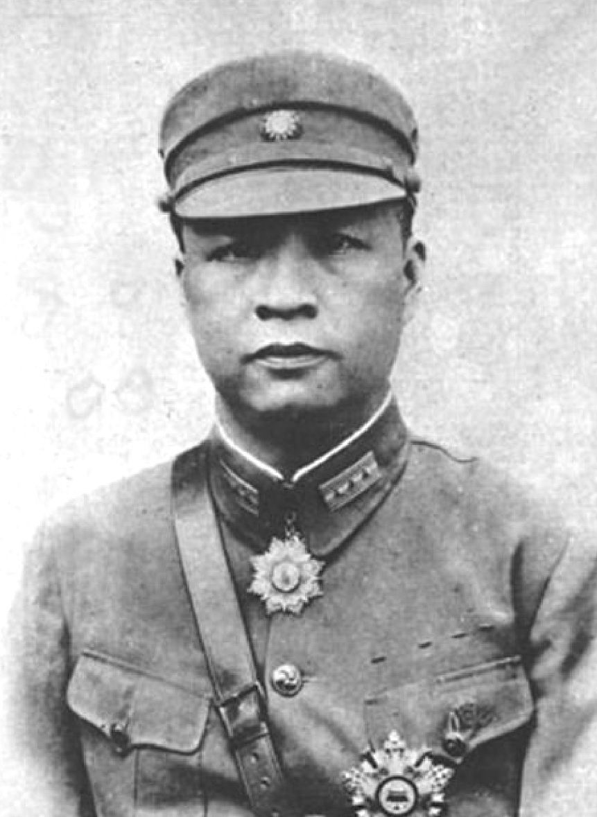 陈济棠之子回国讲学,建议*产党共**改名,*小平邓**掐灭烟头后哈哈大笑