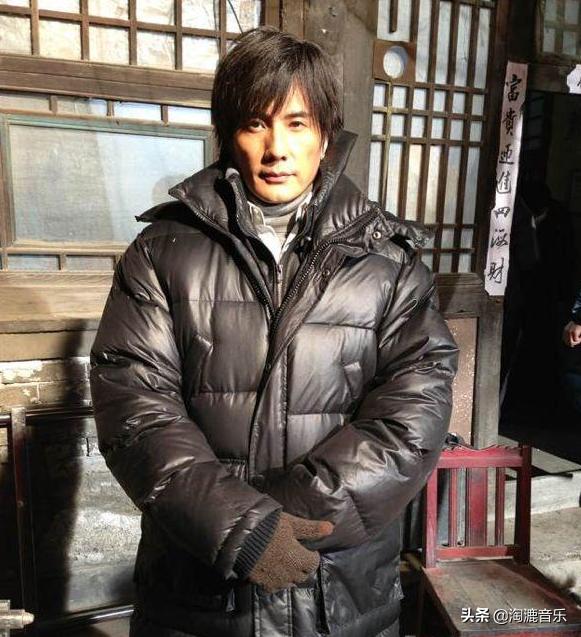 再听到他的消息，竟如此悲痛？