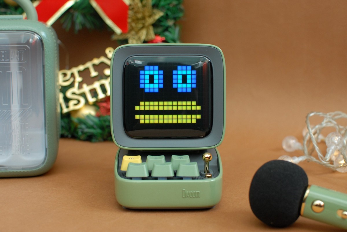 双旦礼遇│点音小电脑像素蓝牙音箱,复古潮玩,还能K歌