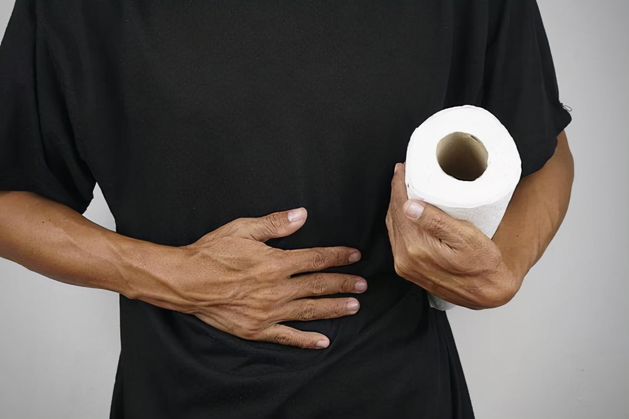 肠道长息肉了有什么明显症状,肠道老是长息肉什么原因