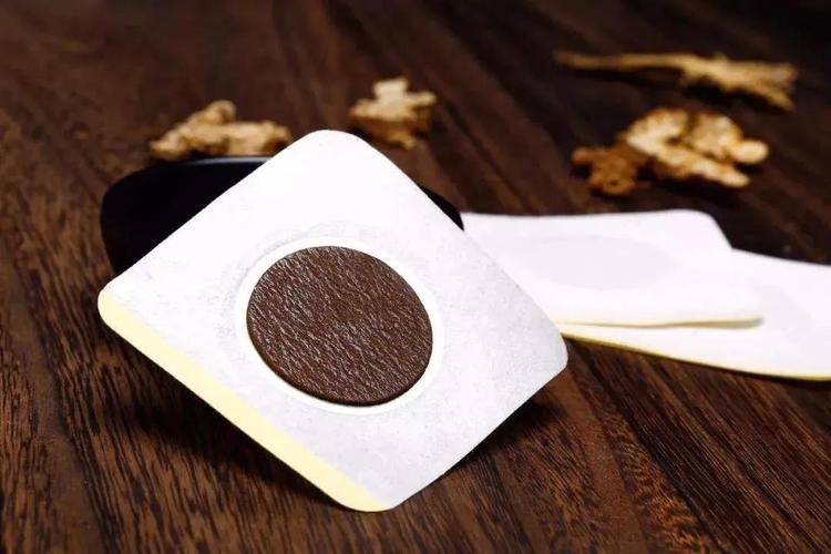 小儿支气管哮喘治疗过程中，配合穴位敷贴护理，收效更佳