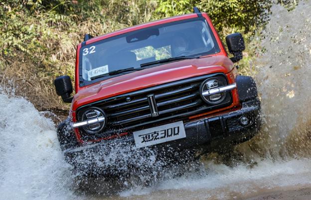 坦克100柴油版2.4t上市时间,坦克100小型硬派suv啥时候上市