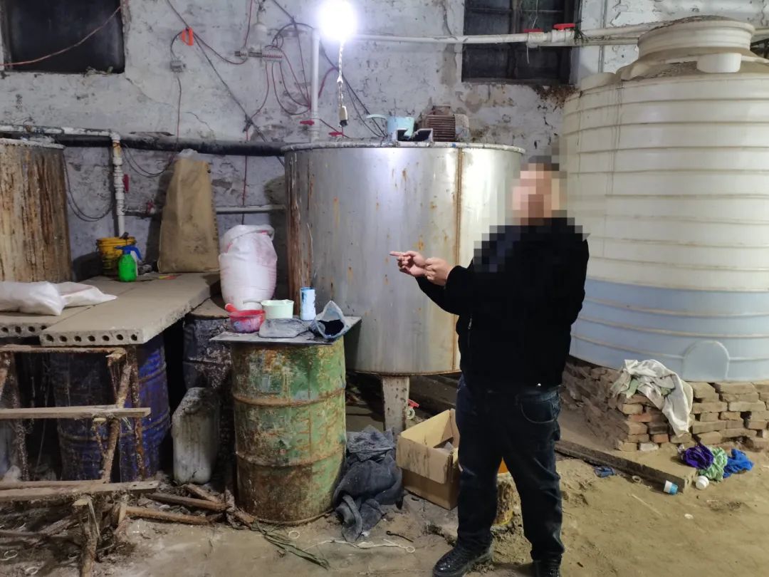 【溪检·监督】​21人被诉！溪湖区检察院全链条打击冒牌“蓝月亮”制售犯罪