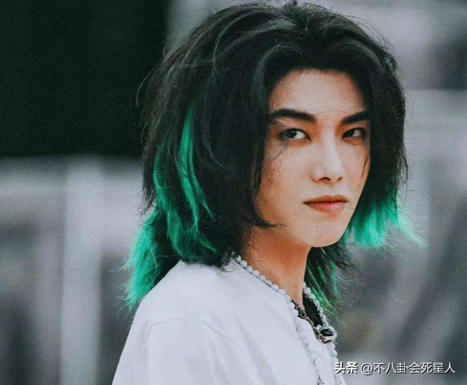 杨幂用生发液长出头发,杨幂的生发液长出头发了