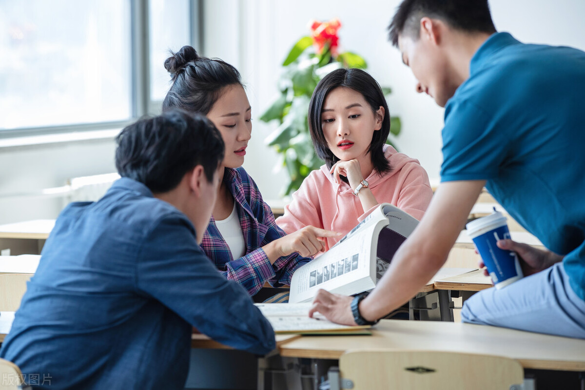 财务超人，五*法大**宝！