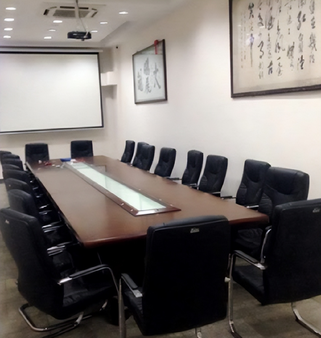 温州皮革厂大改竟然和一领导五块钱的坏皮带有关？*镕基朱**都来暗讽