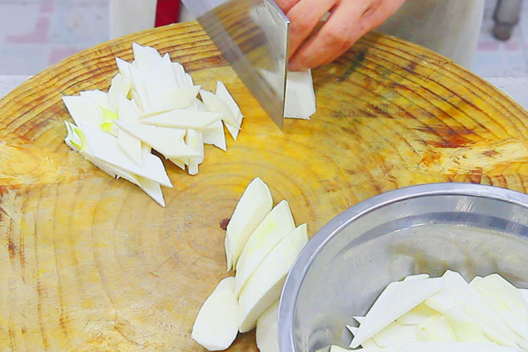 立秋以后少吃三样东西,立秋这天吃什么注意什么