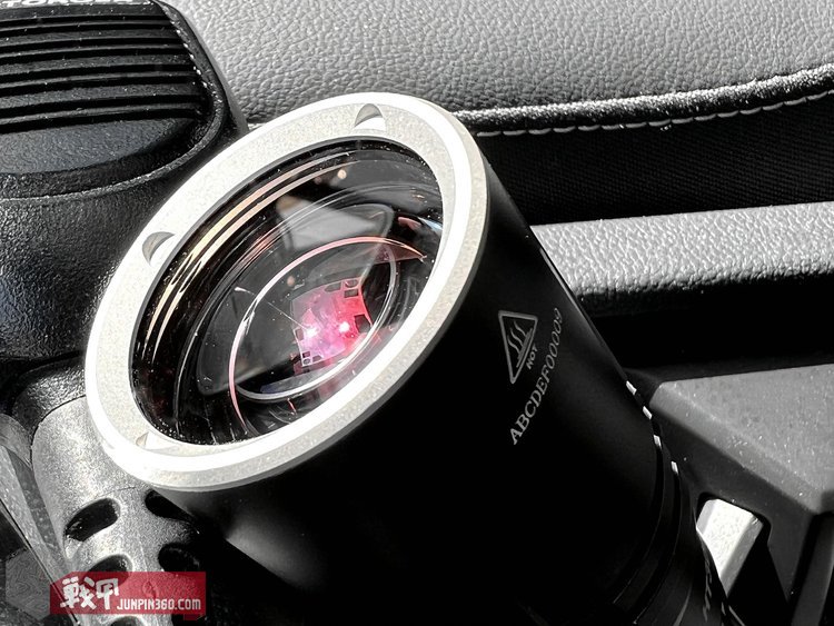 fenix哪款强光手电好用,fenix菲尼克斯激光手电最新的