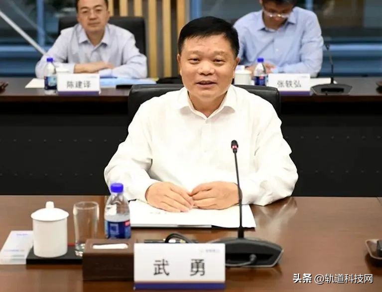 哈尔滨铁路局于树栋董事长,太原铁路局董事长和总经理是谁