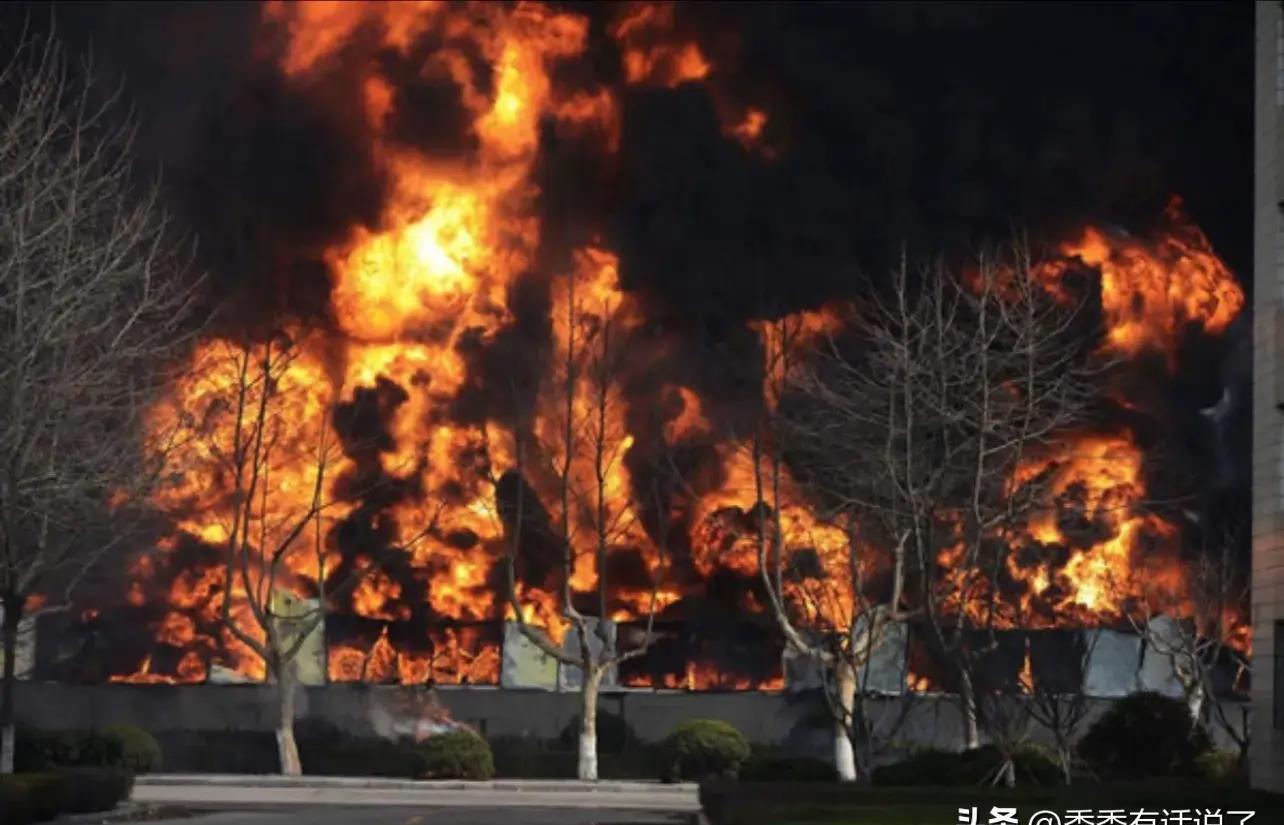 黄岛火灾最新消息,黄岛保税区大火是因为什么引起