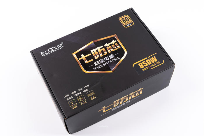 微星z690刀锋可以用1070ti吗,微星z690刀锋钛对比吹雪