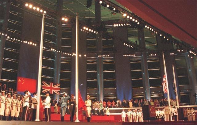 1997年*小平邓**逝世：四海齐悼