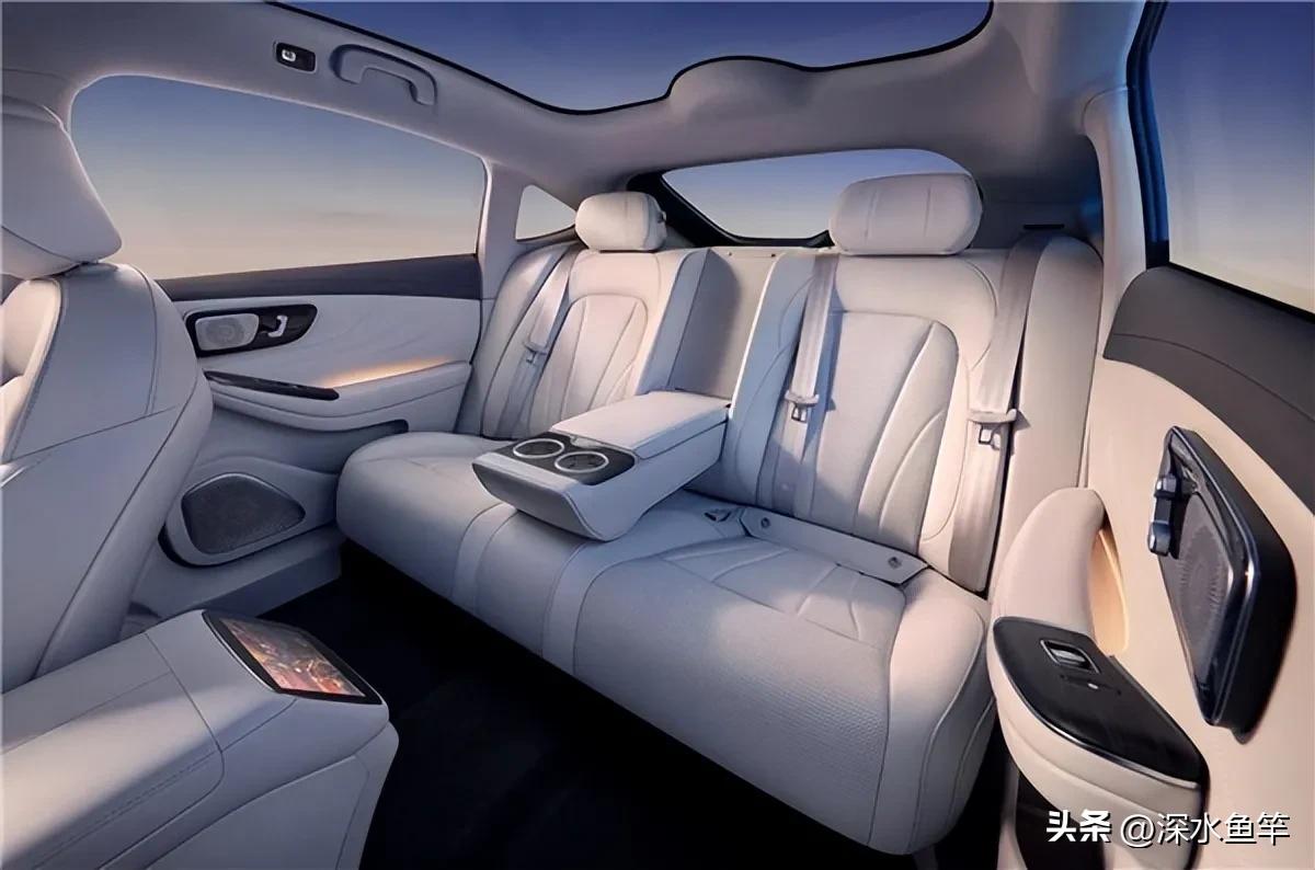 汽车开到八年和报废哪个更合适,汽车一直开到报废哪个更省钱