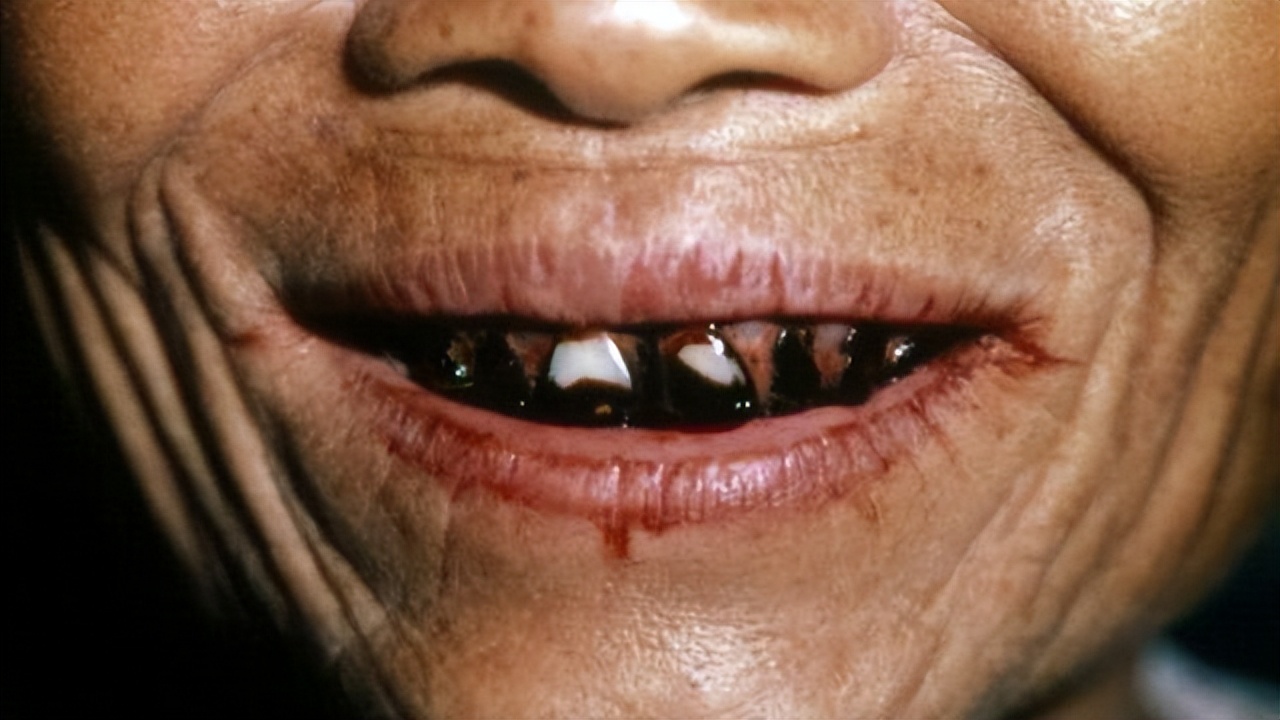 槟榔怎么和嚼木头一样,槟榔味道像话梅