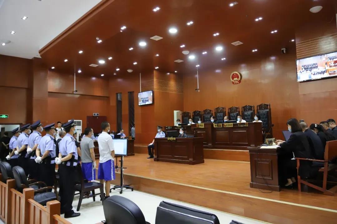 【*会两**看法②】“让我们专心创业、放心投资、安心经营...我为法院点赞！”