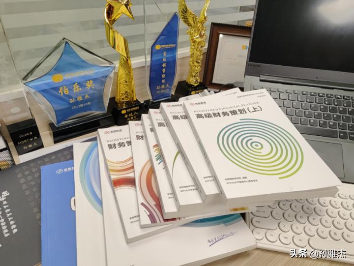 2024年保险经纪人还能做吗,怎样的人适合做保险经纪人