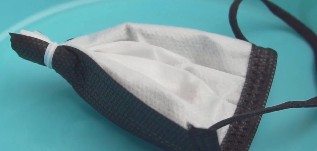 家里油烟机不管多脏一个口罩搞定,用口罩怎样清洗油烟机