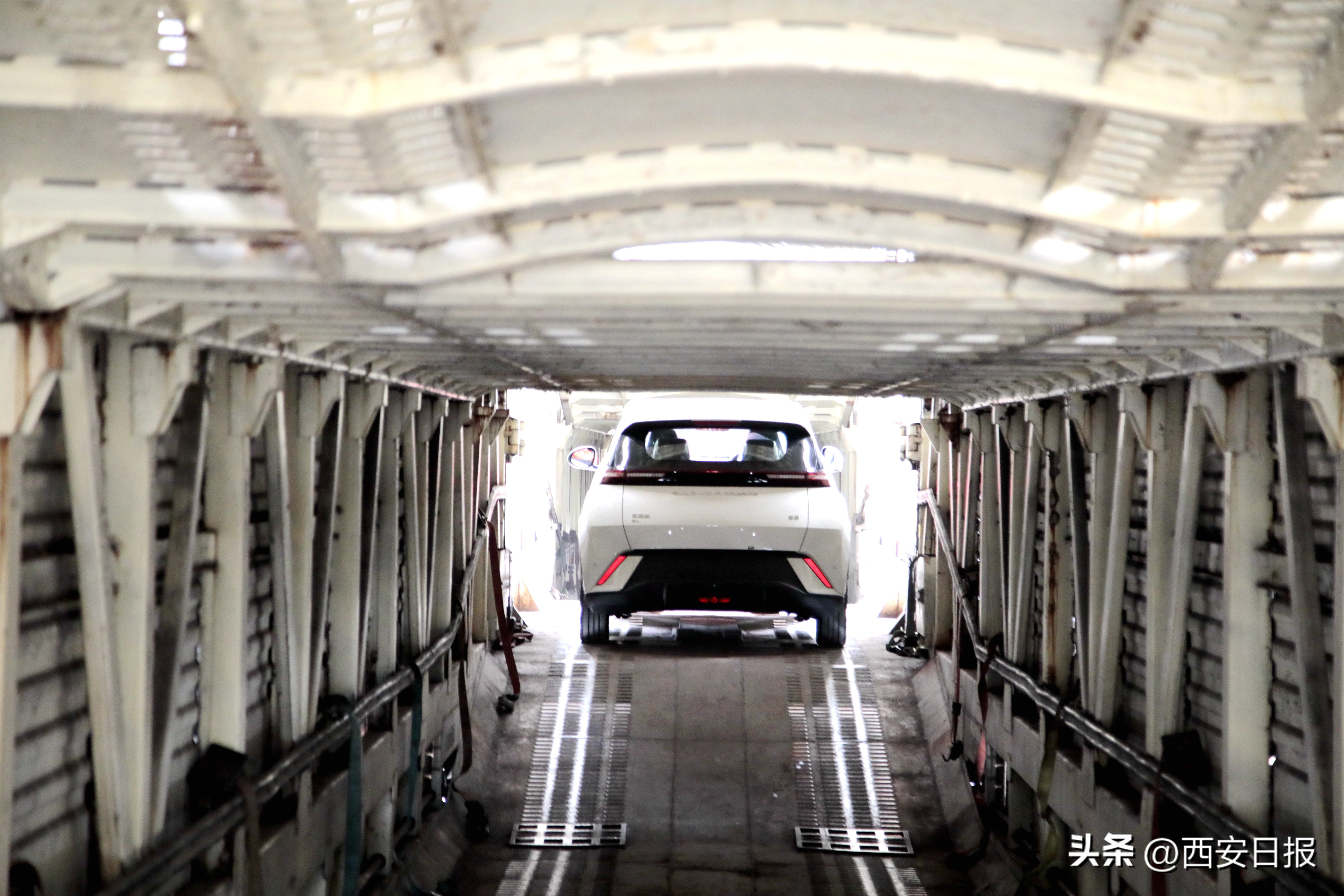 西安户县铁路客运专线,铁路双层汽车专列