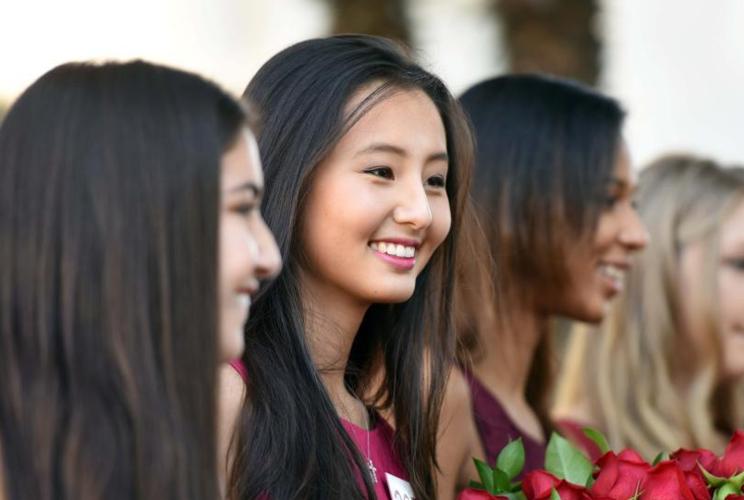 华人女兵在美军舰上干什么,美军华裔女兵向中国海警喊话