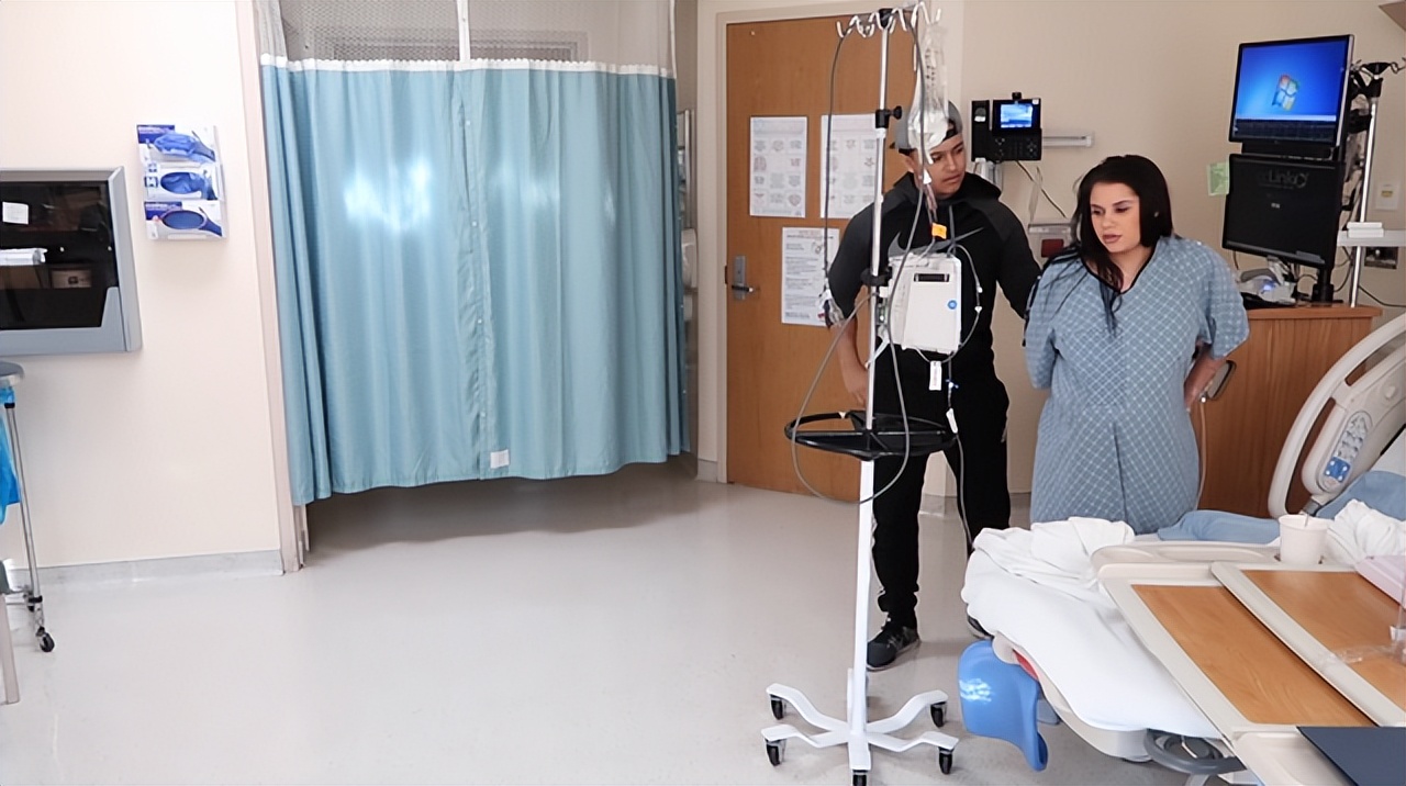 产后恶露不尽会出现继发性不孕吗,产后50天恶露不尽的症状是黄色的