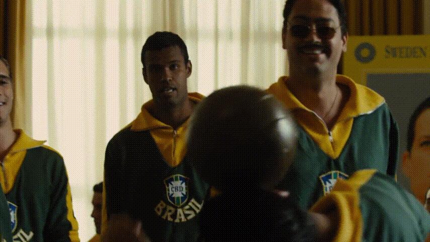 桑巴荣耀足球,桑巴舞者球王贝利