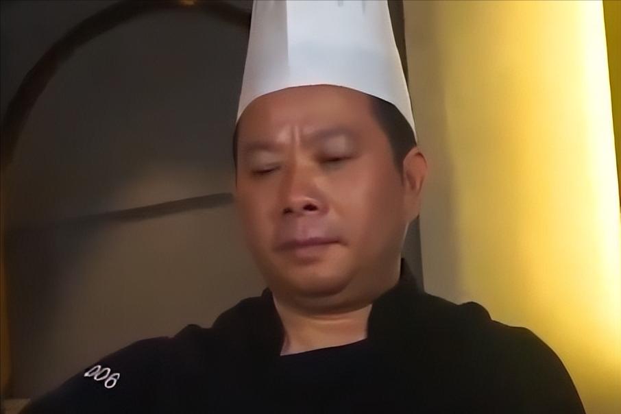 一只黄牛犊养一年能赚多少钱,养10头母黄牛一年赚多少钱