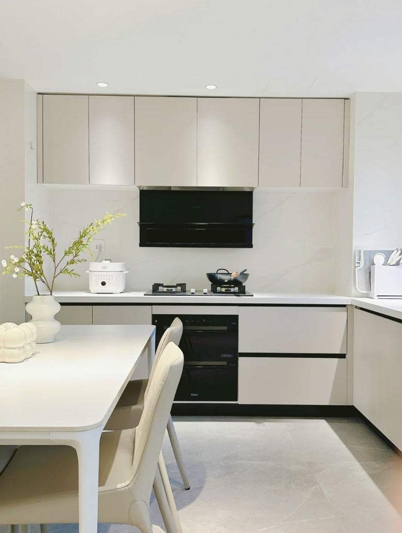 湖北夫妻拒绝“过度装修”,把128㎡家装得堪称教科书，太有品位了